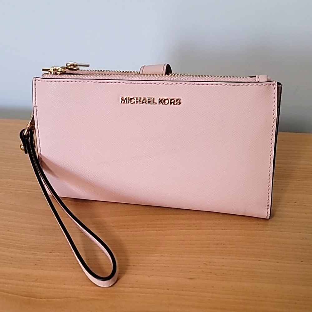 Michael Kors Clutch Wallet